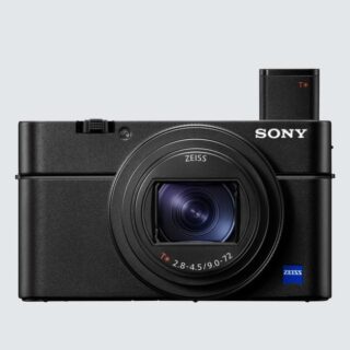 Sony - Cyber-shot DSC-RX100 VII Camera, 4K, 20.1MP, 8x Optical Zoom, Wi-Fi, Bluetooth, NFC, OLED EVF, 3" Tiltable Touch Screen, Black